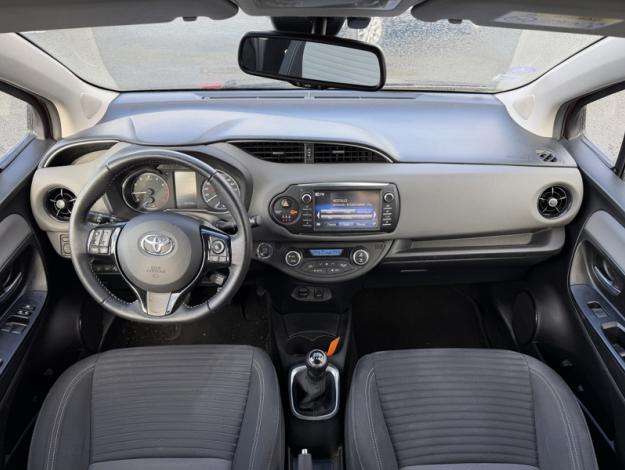 TOYOTA Yaris 70 VVT-i Ultimate  