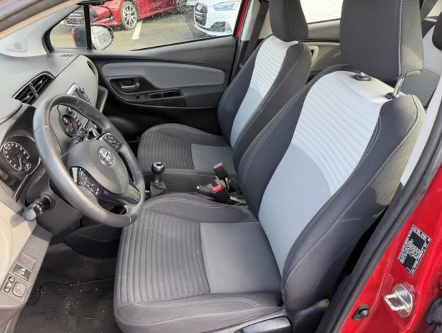 TOYOTA Yaris 70 VVT-i Ultimate  
