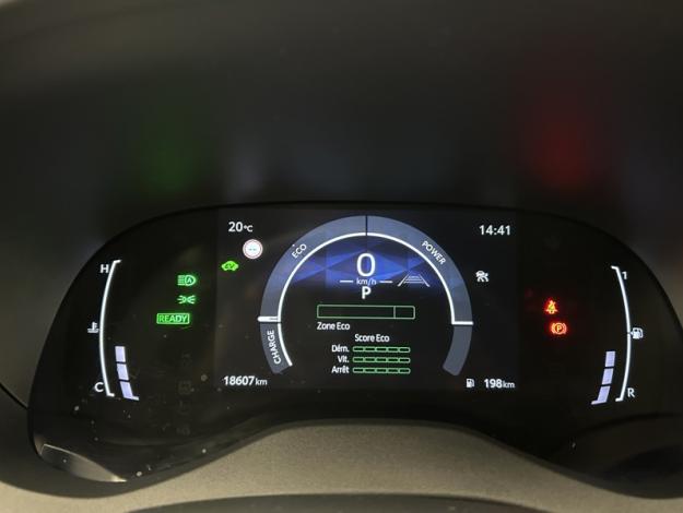 TOYOTA Yaris Cross 1.5 HYBRID 116H DESIGN AUTO  