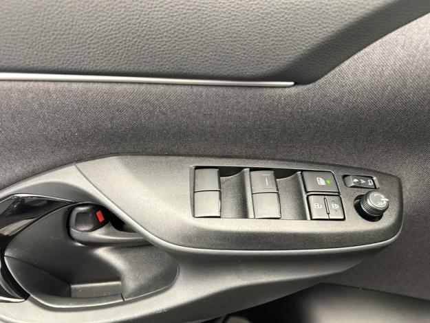 TOYOTA Yaris Cross 1.5 HYBRID 116H DESIGN AUTO  MC24