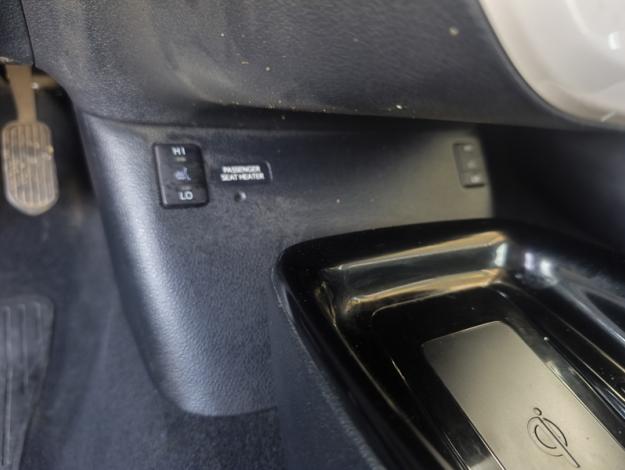 TOYOTA Prius Lounge  1.8 122 ch 