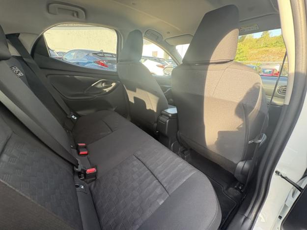 TOYOTA Yaris Hybride 116h Design  1.5 116 ch 
