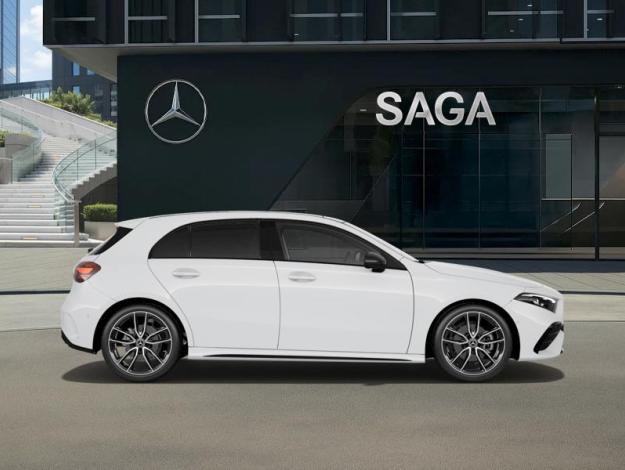 MERCEDES-BENZ Classe A A 180  A 180 Cyber Edition