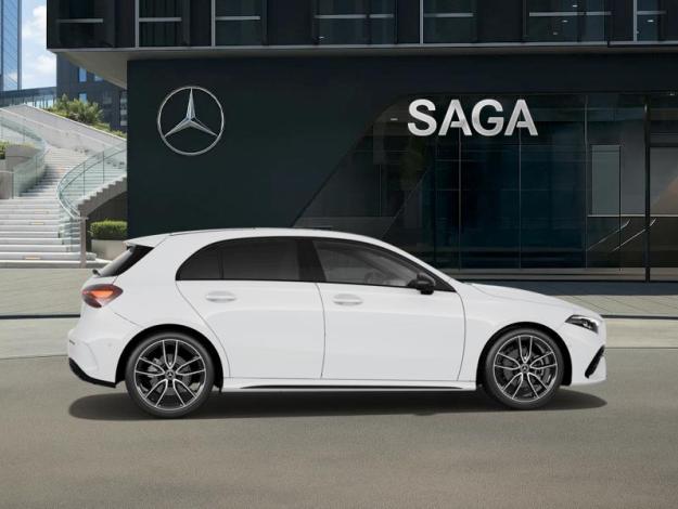 MERCEDES-BENZ Classe A A 180  A 180 Cyber Edition