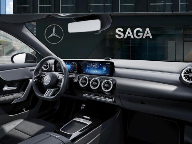 MERCEDES-BENZ Classe A A 180  A 180 Cyber Edition
