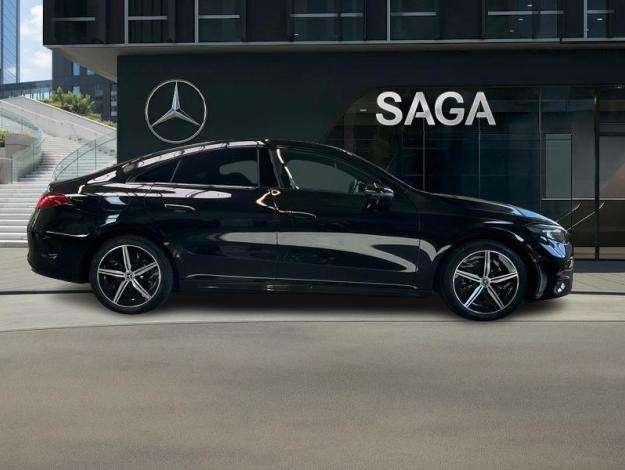 MERCEDES-BENZ CLA 250 + Coupé AMG Pack Night Attelage  