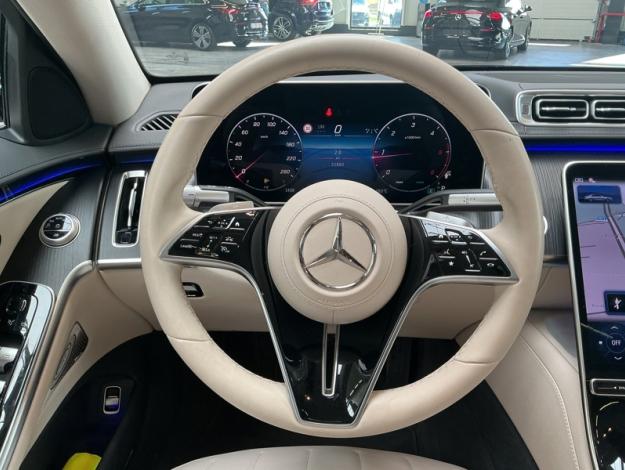 MERCEDES-BENZ S 350 d Luxury Pano Burmester  