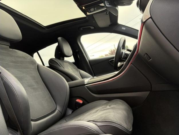 MERCEDES-BENZ GLC 200 d 4M Coupé AMG Attelage Burmester  