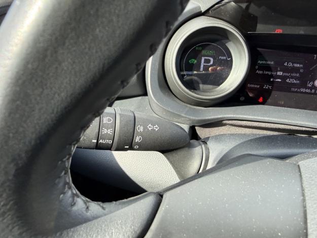 TOYOTA Yaris Hybride 116h Design  Pack