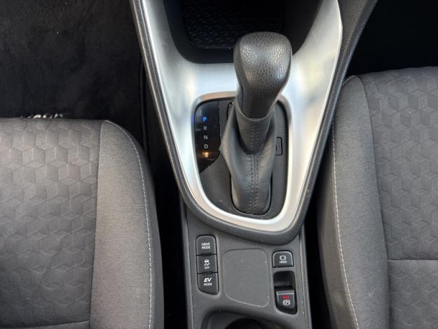 TOYOTA Yaris Hybride 116h Design  