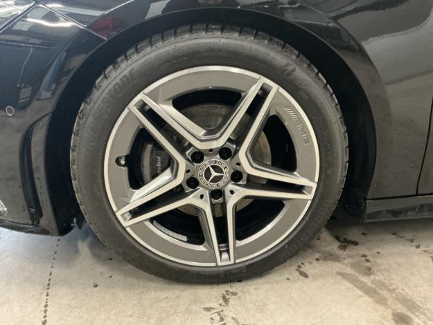 MERCEDES-BENZ CLA 180 d SB AMG Line Attelage  