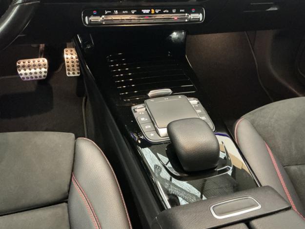MERCEDES-BENZ CLA 180 d SB AMG Line Attelage  
