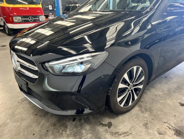 MERCEDES-BENZ B 180 d Business Line  