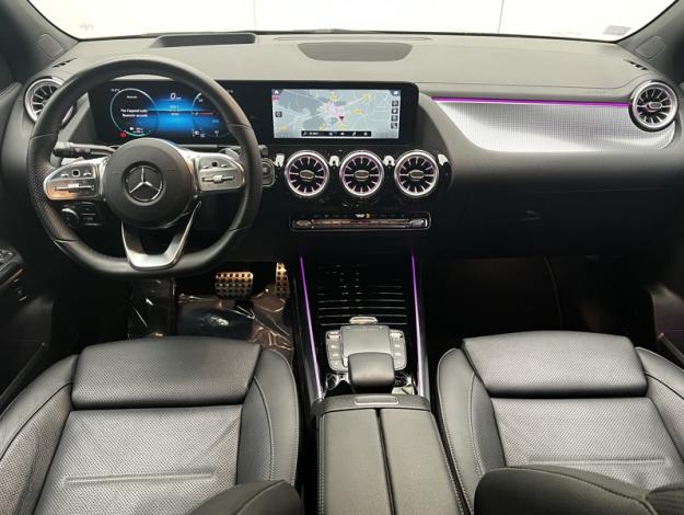 MERCEDES-BENZ EQA 250 AMG Line  