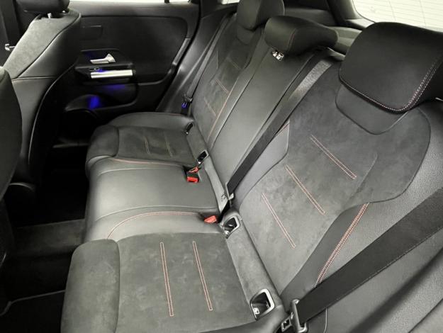 MERCEDES-BENZ GLA 200 d AMG Line  GLA 200 d AMG Line