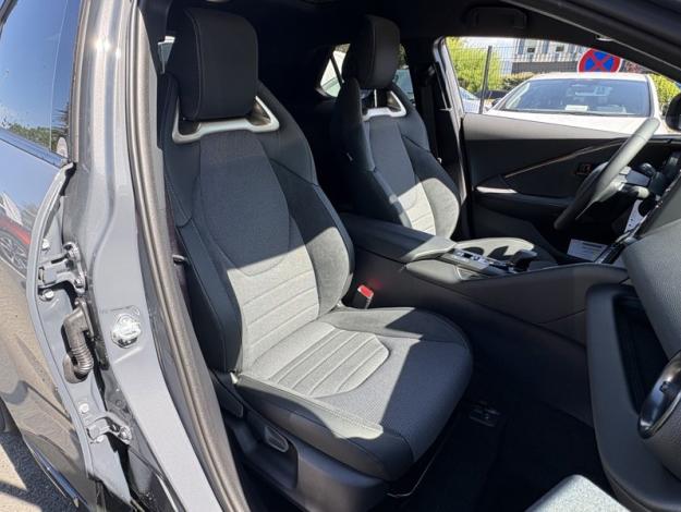 TOYOTA C-HR 1.8 Hybride 140 Graphic  C HR HYBRIDE NG HYBRIDE 140 GRAPHIC MY26