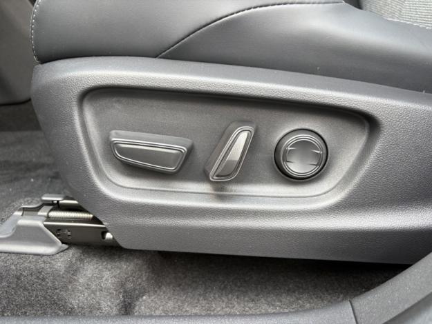 TOYOTA bZ4X Touring BEV 75KWH TOURING DESIGN  BZ4X TOURING GRANDE AUTONOMIE 2WD DESIGN NG VD
