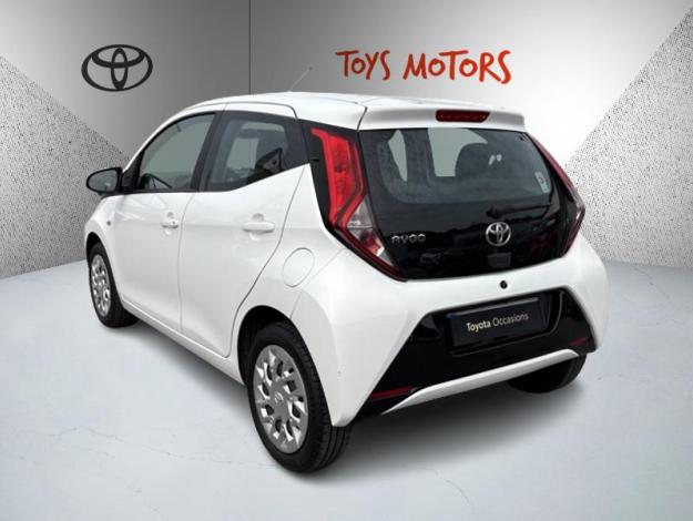 TOYOTA Aygo 1.0 VVT-i x-play  1.0 72 ch 