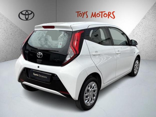 TOYOTA Aygo 1.0 VVT-i x-play  1.0 72 ch 