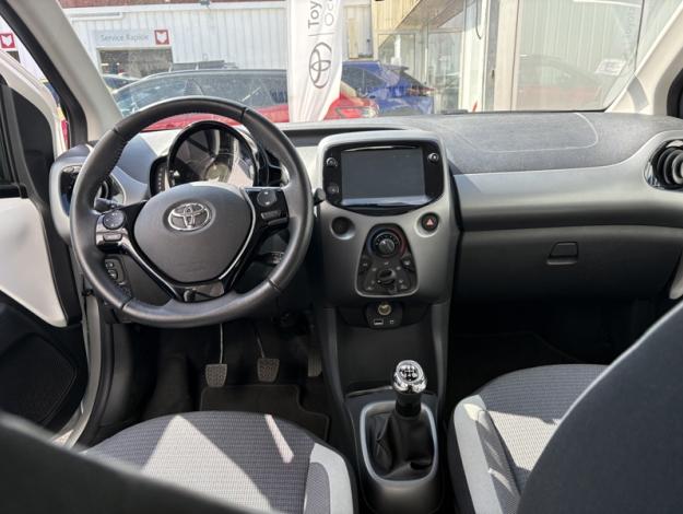 TOYOTA Aygo 1.0 VVT-i x-play  1.0 72 ch 