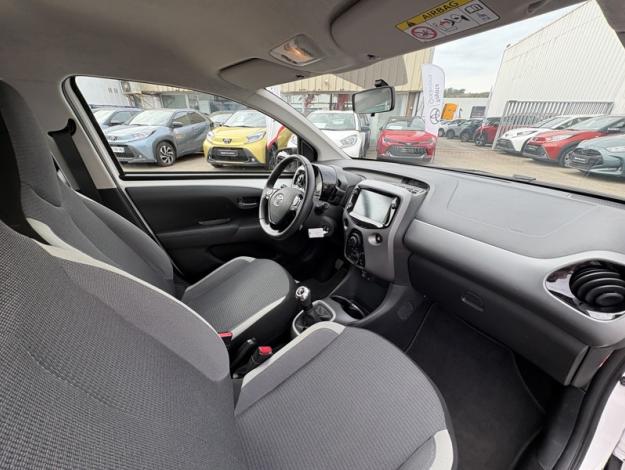 TOYOTA Aygo 1.0 VVT-i x-play  1.0 72 ch 