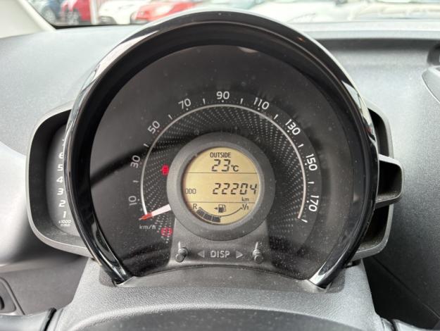 TOYOTA Aygo 1.0 VVT-i x-play  1.0 72 ch 