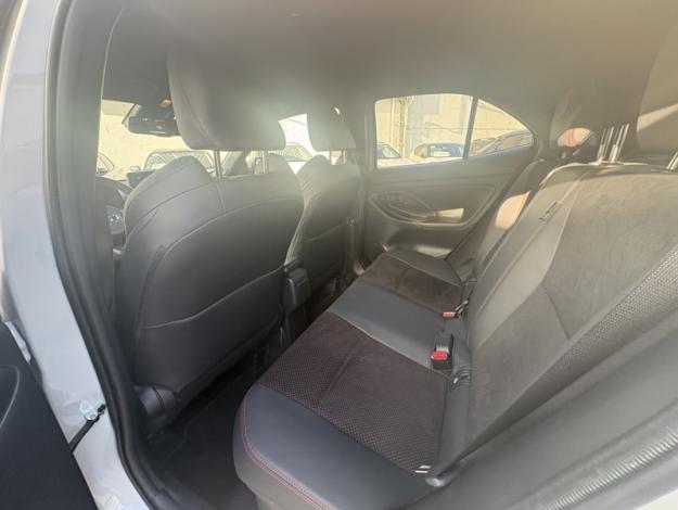 TOYOTA Yaris Cross 1.5 HYBRID 116H GR SPORT AUTO  