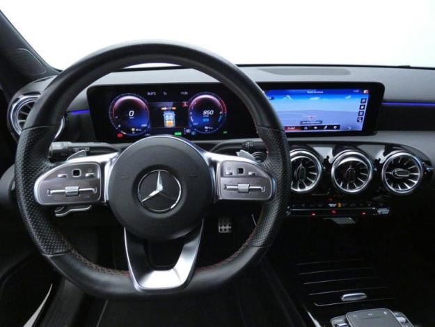 MERCEDES-BENZ Classe A 250 e AMG Line  