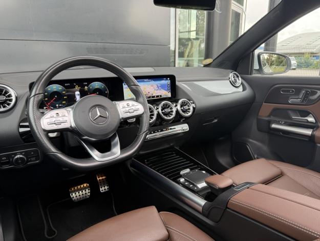 MERCEDES-BENZ GLA 220 d 4MATIC AMG Line  