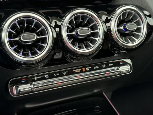 MERCEDES-BENZ GLA 220 d 4MATIC AMG Line  