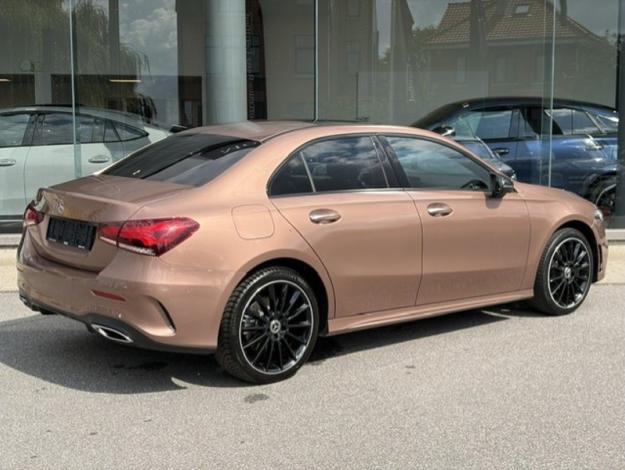 MERCEDES-BENZ A 250 e Berline AMG Pack Night Pano Attelage  