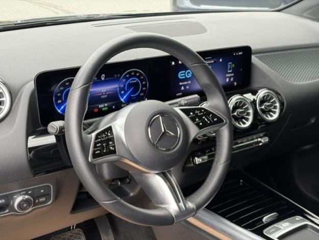 MERCEDES-BENZ EQA EQA 250+