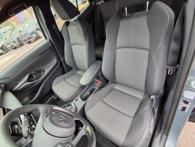 TOYOTA Yaris Cross NG 1.5 HYBRID 130H DESIGN AUTO  YARIS CROSS 130H 2WD DESIGN PACK CARGO VD MC26