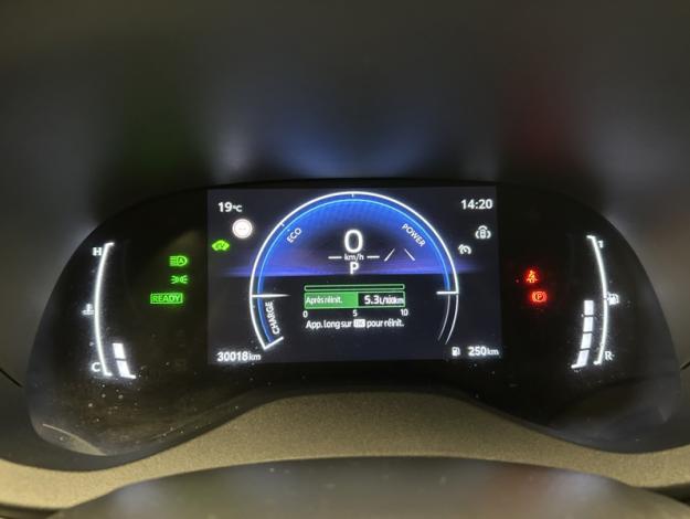 TOYOTA Yaris Cross 1.5 116H DESIGN   