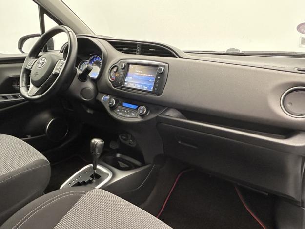 TOYOTA Yaris 1.5 VVT-I HYBRID Dynamic  