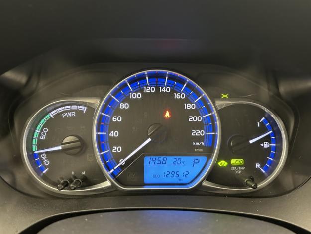 TOYOTA Yaris 1.5 VVT-I HYBRID Dynamic  