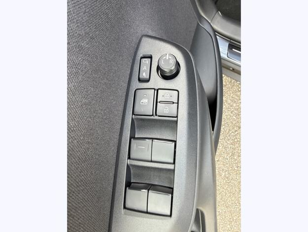 TOYOTA Yaris Cross Hybrid 2WD Design Pack Cargo   1.5 130 ch 