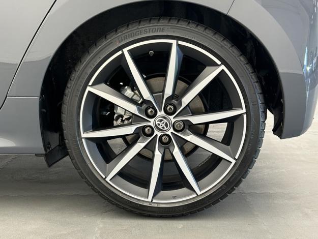 TOYOTA Yaris Hybride 130h GR SPORT  