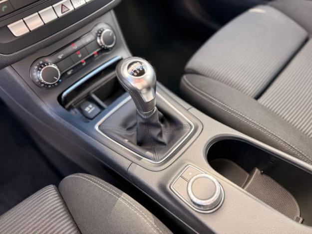 MERCEDES-BENZ Classe B B 180 d Sports Tourer  