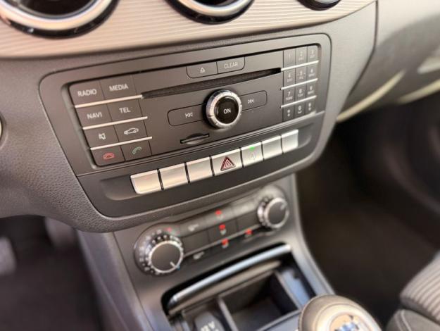 MERCEDES-BENZ Classe B B 180 d Sports Tourer  