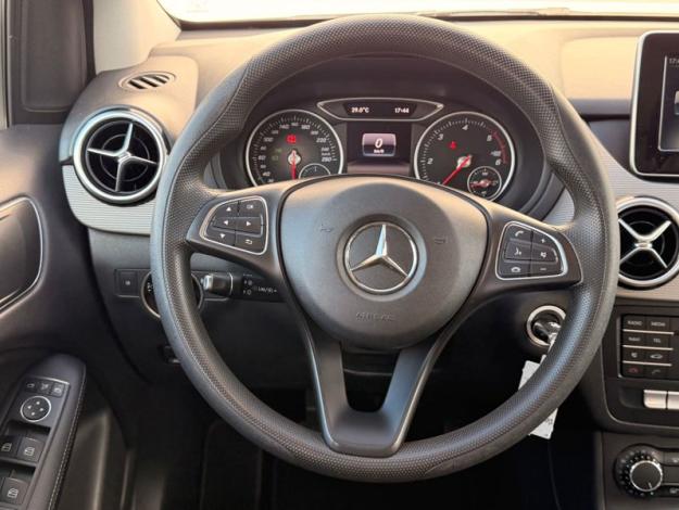 MERCEDES-BENZ Classe B B 180 d Sports Tourer  