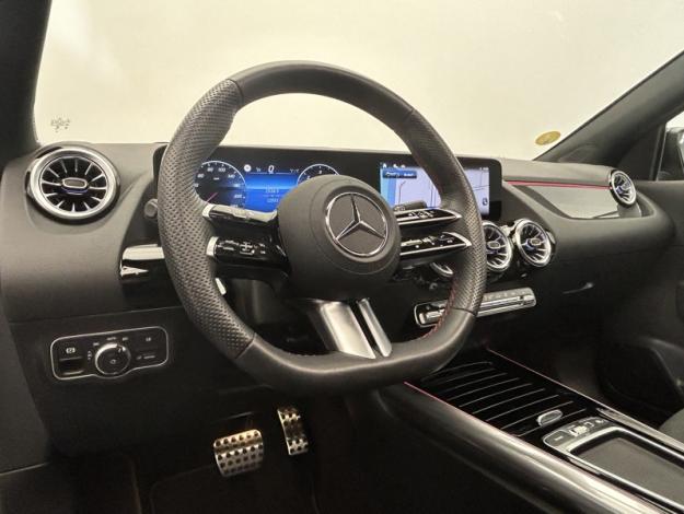 MERCEDES-BENZ GLA 200 d tout terrain  