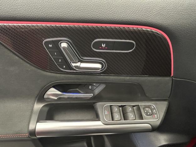 MERCEDES-BENZ GLA 200 d tout terrain  