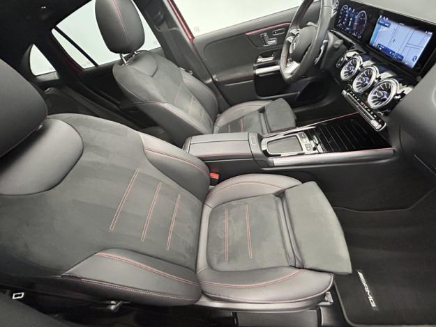 MERCEDES-BENZ GLA 200 d tout terrain  