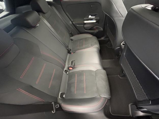 MERCEDES-BENZ GLA 200 d tout terrain  
