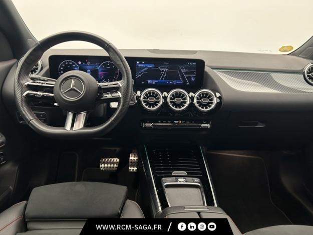 MERCEDES-BENZ GLA 200 d AMG Line  