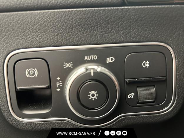 MERCEDES-BENZ GLA 200 d AMG Line  