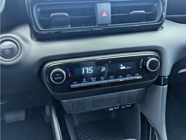 TOYOTA Yaris Hybride 116h Design MY25  