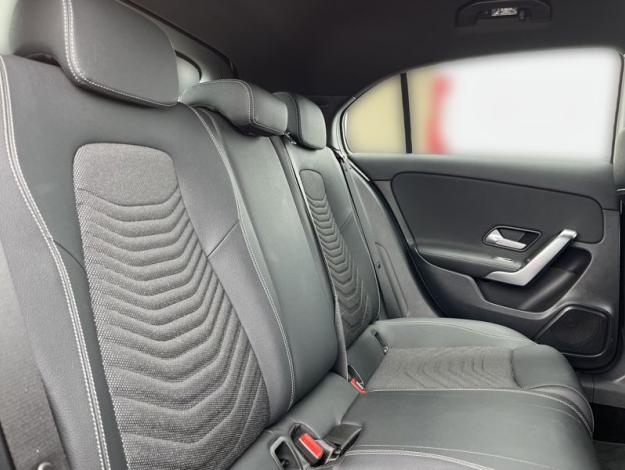 MERCEDES-BENZ Třída A A 180 (17/18)