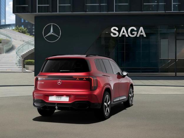 MERCEDES-BENZ GLB 180  GLB 180  140 Years Edition 
